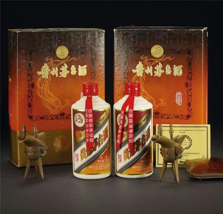 老新镇礼盒茅台酒回收